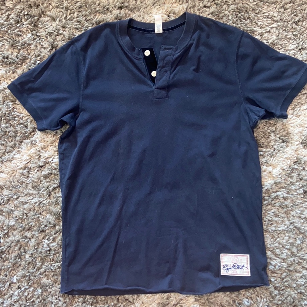Men’s A&F T shirt